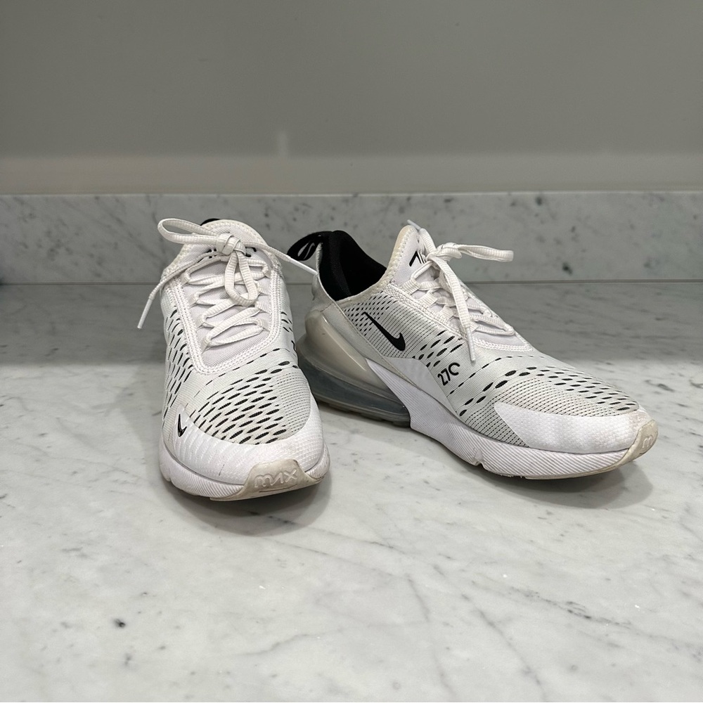 Nike Air Max 270